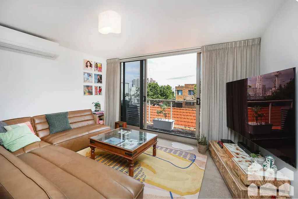 Footscray 1Habitaciones Generously Sized Apartment Delivers Ideal Lifestyle!