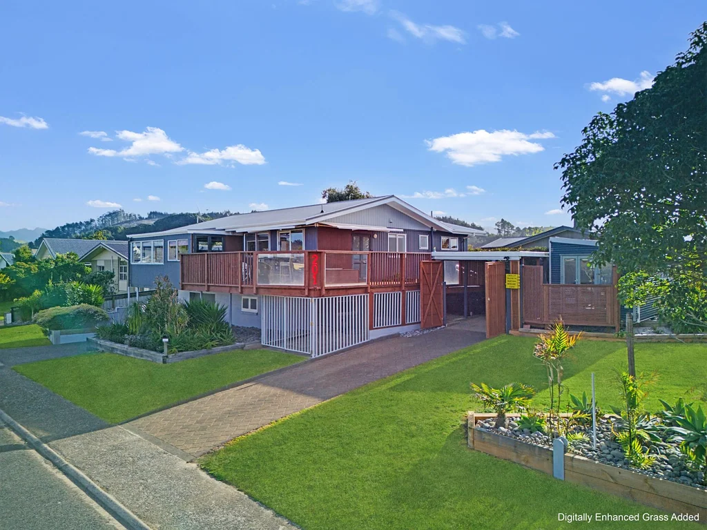 Whangamata 4બેડરૂમ Multi-Level Living with Space to Settle In