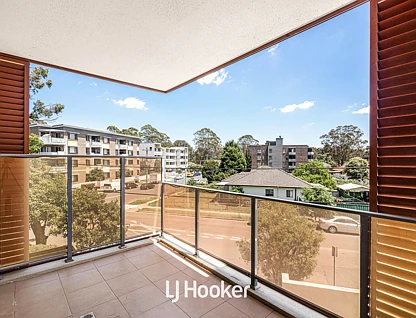 18/42 Toongabbie Road, Toongabbie, Western Suburbs, 2 habitaciones, 2 baños, Apartment