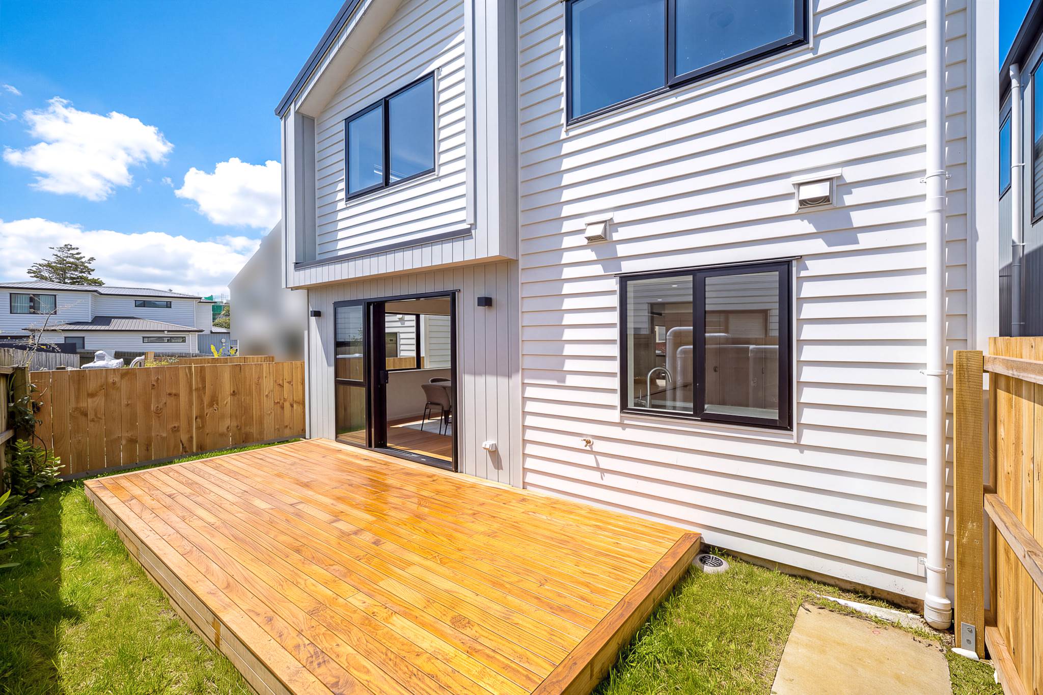 9 May Avenue, Te Atatu South, photo 8