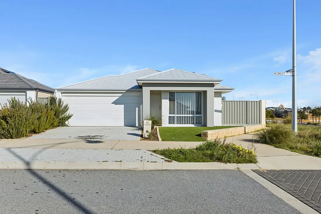 Contemporary Coastal Living in Trinity Estate!