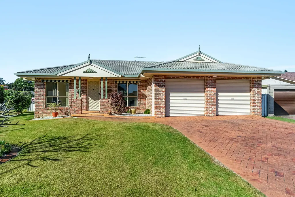 2 Boronia Crescent, Yamba, NSW 2464