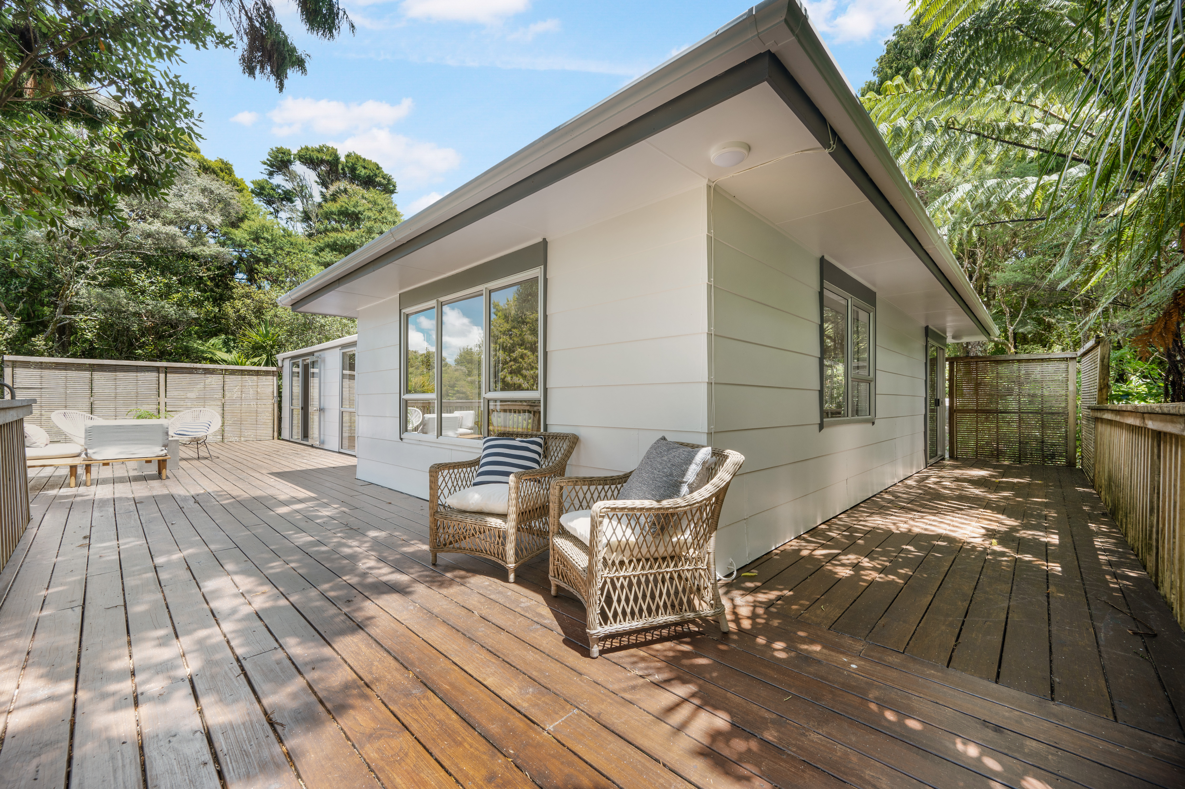 753 Scenic Drive, Henderson Valley, Auckland - Waitakere, 3 chambres, 1 salles de bain