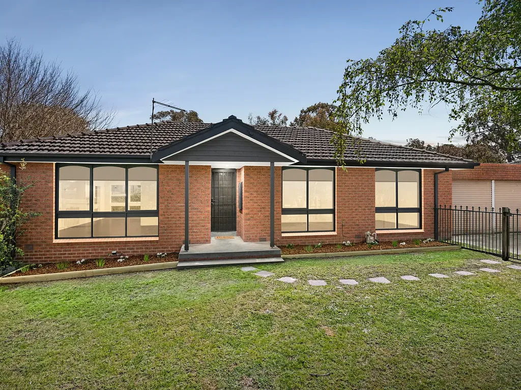 Ferntree Gully 3Kwarto Light-Filled Single-Level No Body Corporate