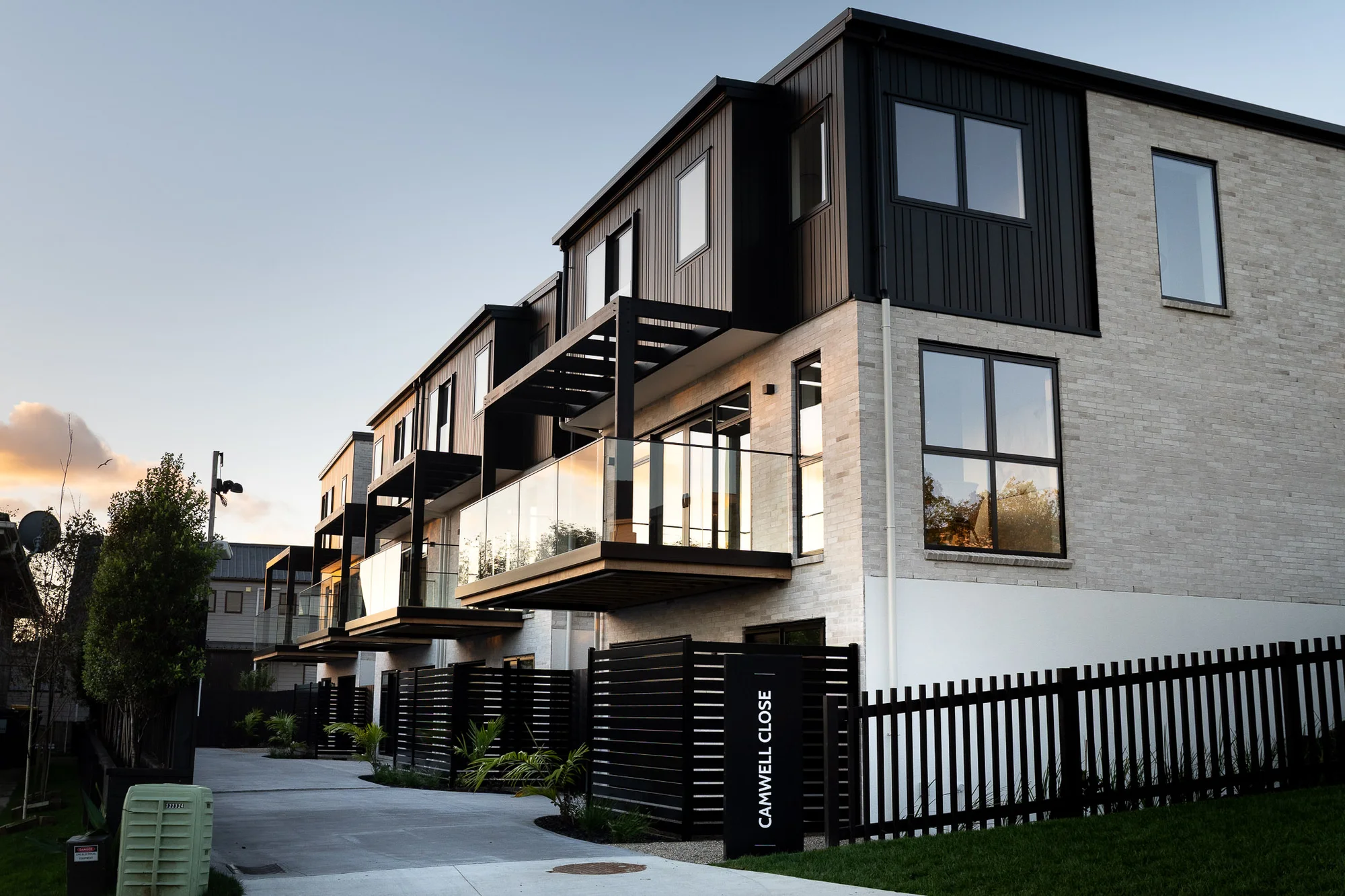 Bucklands Beach 4Zimmer Brand New Coastal Living - Four Opportunities