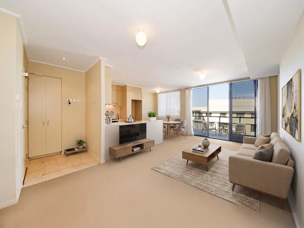 Top-Floor Luxury with Panoramic Views in 'Waitara Gardens'