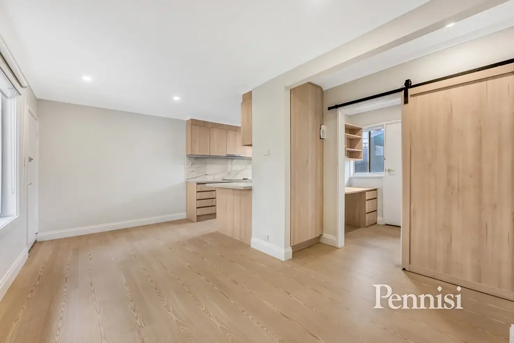 FOR LEASE BY PENNISI