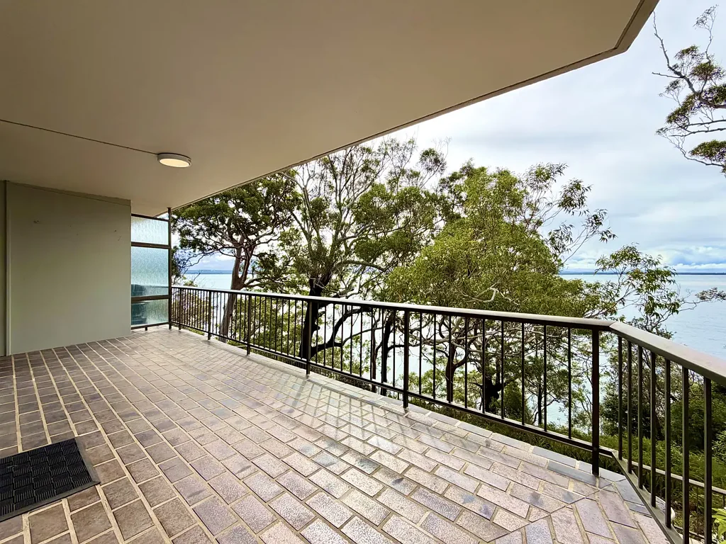 Fabulous Water Views!