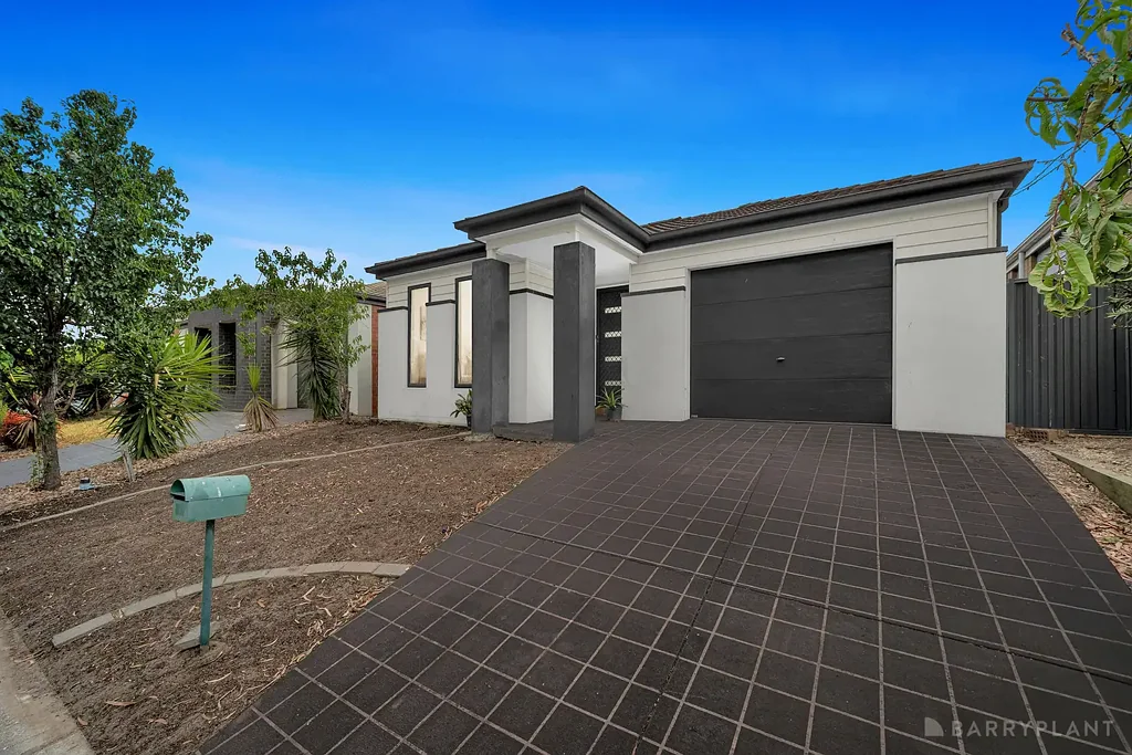 43 Pioneer Drive, Deer Park, VIC 3023