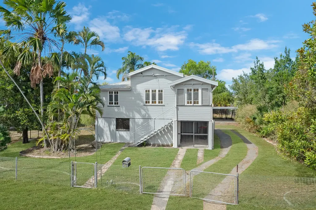 46 Ireland Street, Oonoonba, QLD 4811
