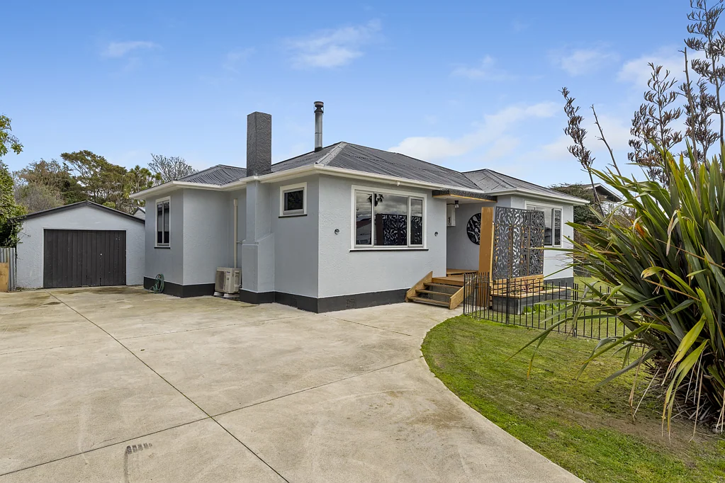Pahiatua 4Phòng ngủ Character with a Modern Twist – Central Location