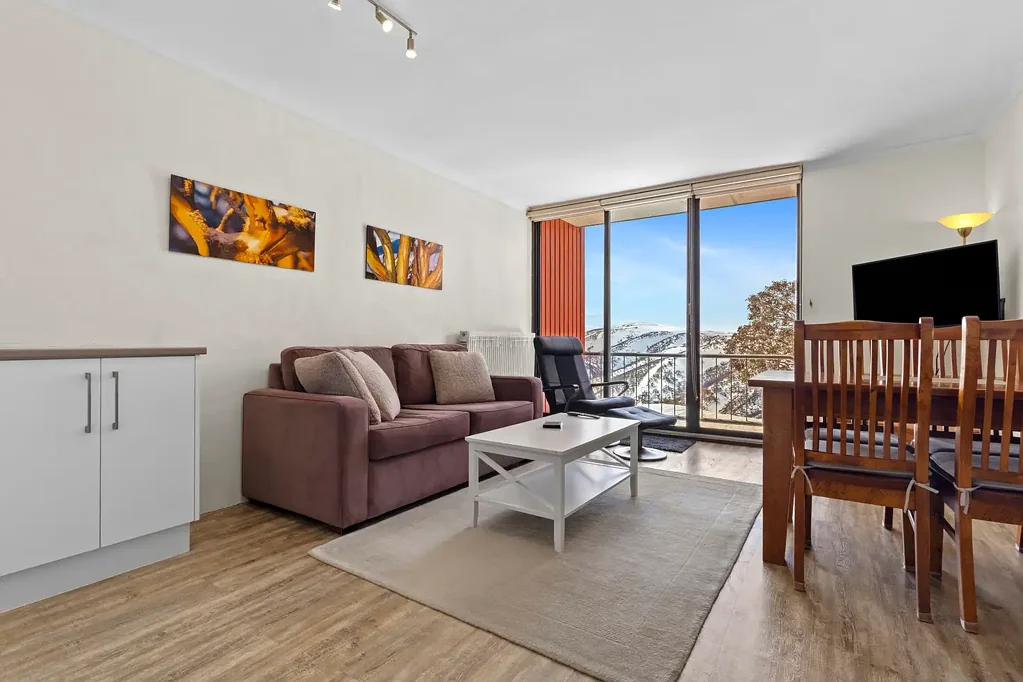106/42 Great Alpine Road, Hotham Heights, VIC 3741