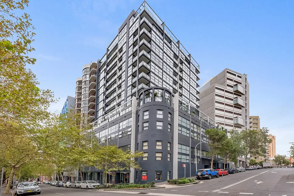 One-Bedroom Affordable Apartment in Surry hills