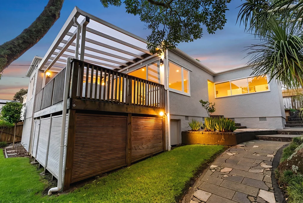 5 Wahanui Road, Greenlane, Auckland City, Auckland