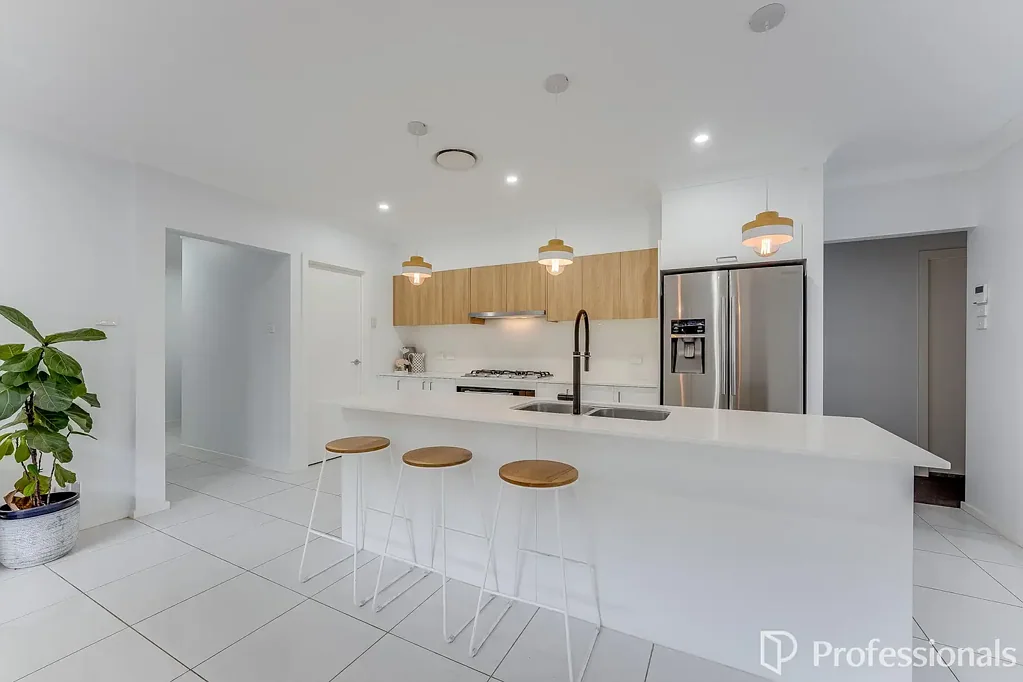 Oran Park 4 Bedroom Functional, Modern Family Home