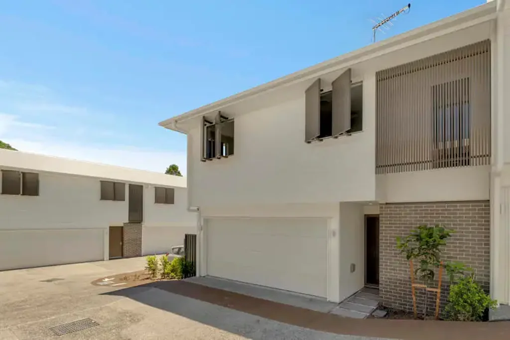 Exquisite Townhome Designed for a Life of Comfort and Style. ( 6 month lease only)