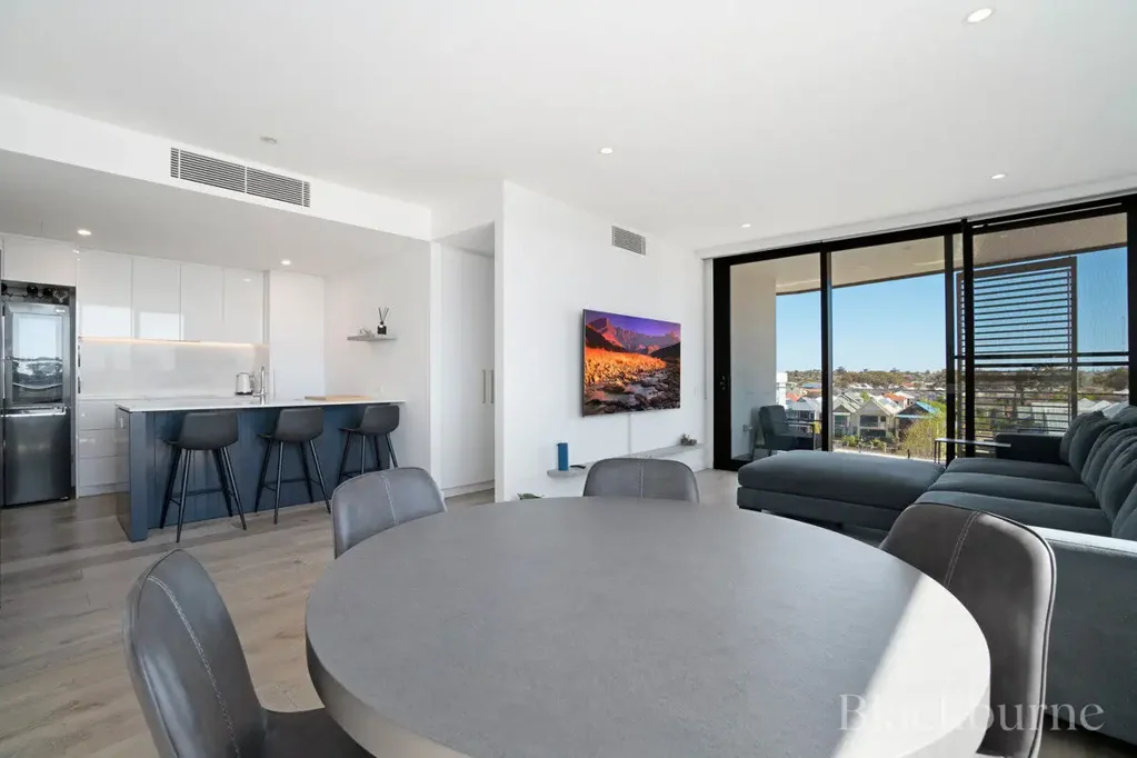TRANQUIL LIVING AT ITS FINEST!