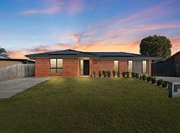 28 Biotite Street, Bethania