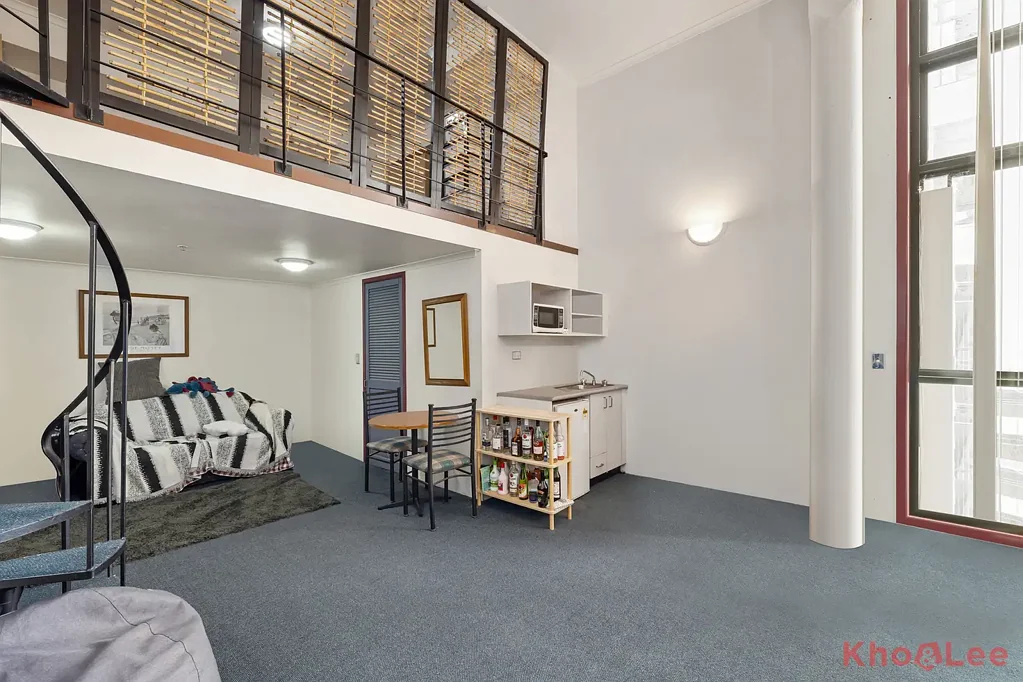 Furnished Loft at the Heart of the Educational District