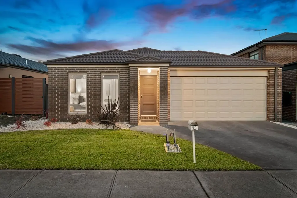 Family Home Opposite Tulliallan Primary School!!