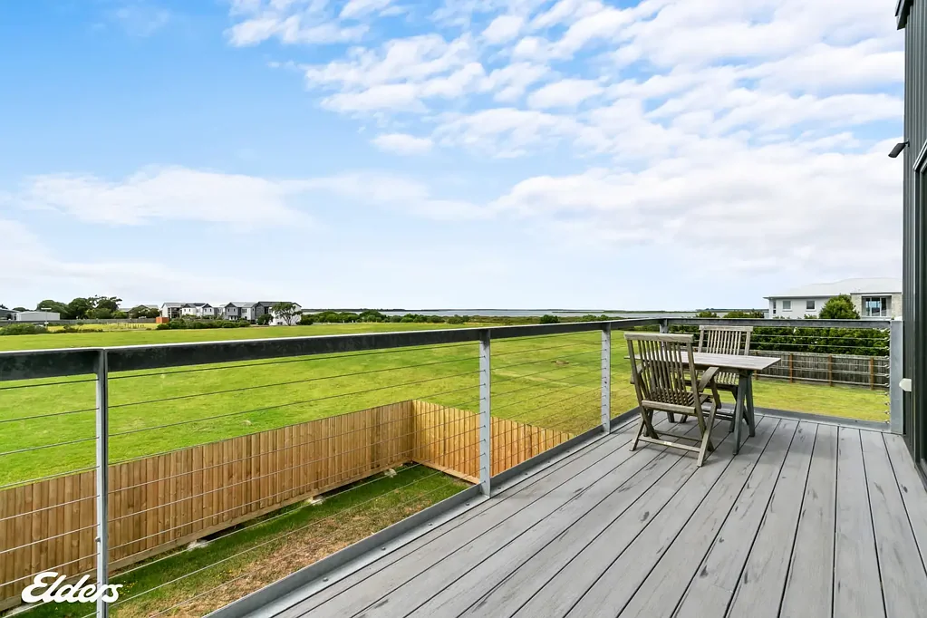 Port Albert 3 Slaapkamer LUXURY HOME - SCENIC VIEWS - PRIME POSITION