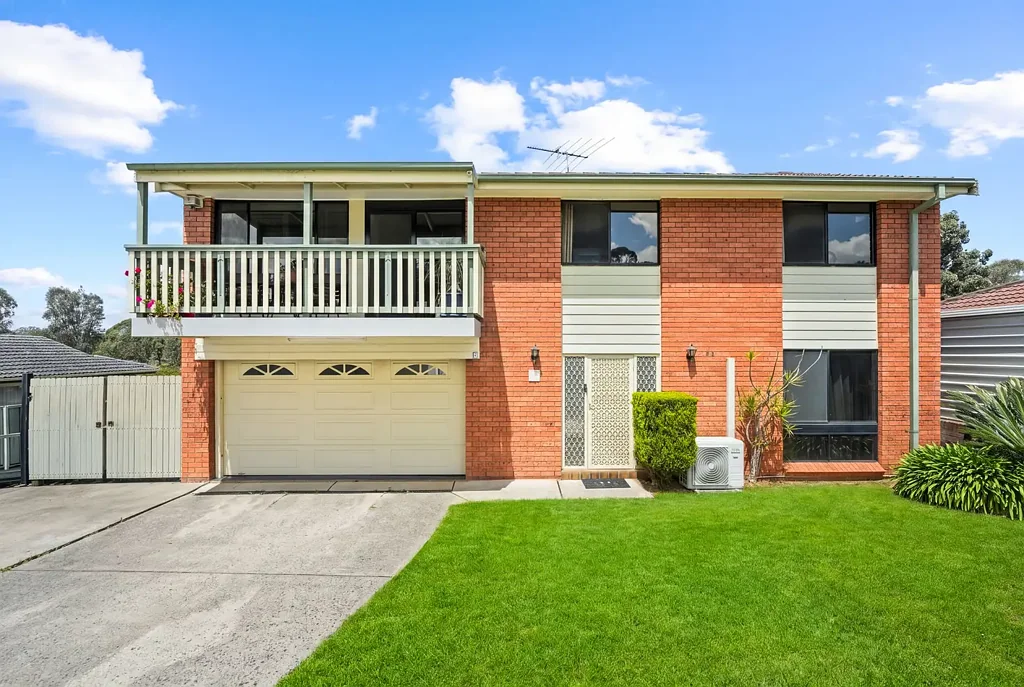 Eagle Vale 4房 Eagle Vale 中心迷人的家庭生活 Charming Family Living in the Heart of Eagle Vale