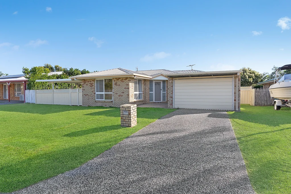 15 Smithwick Street, Norman Gardens, QLD 4701
