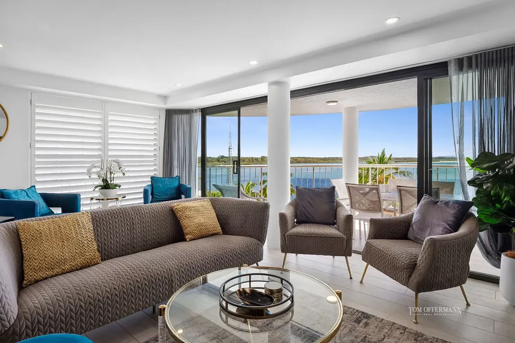 Noosaville 2房  Where the River Meets the Sky - Noosa's Ultimate Outlook. Bonus 2nd living Room!