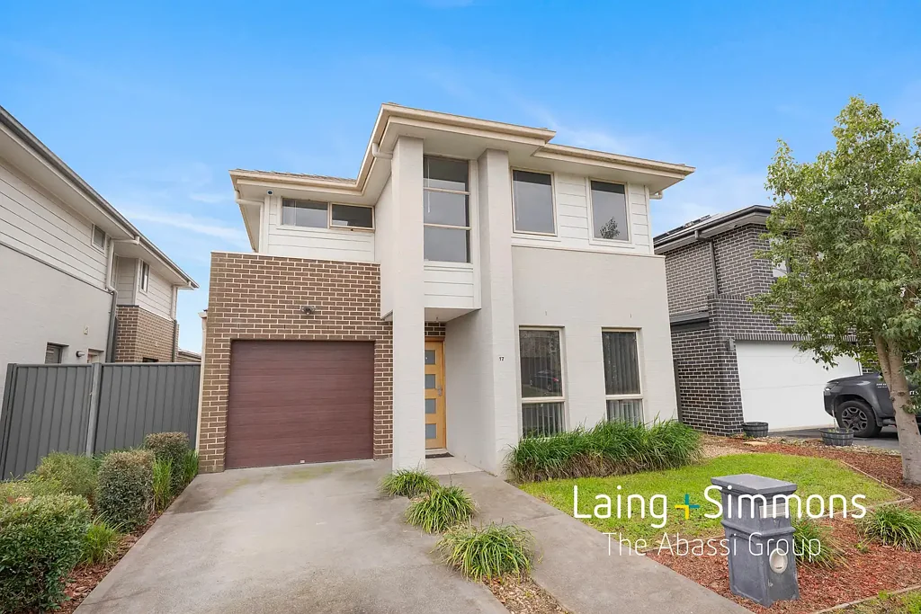 Contemporary and Modern Family Living in the Heart of Jordan Springs!