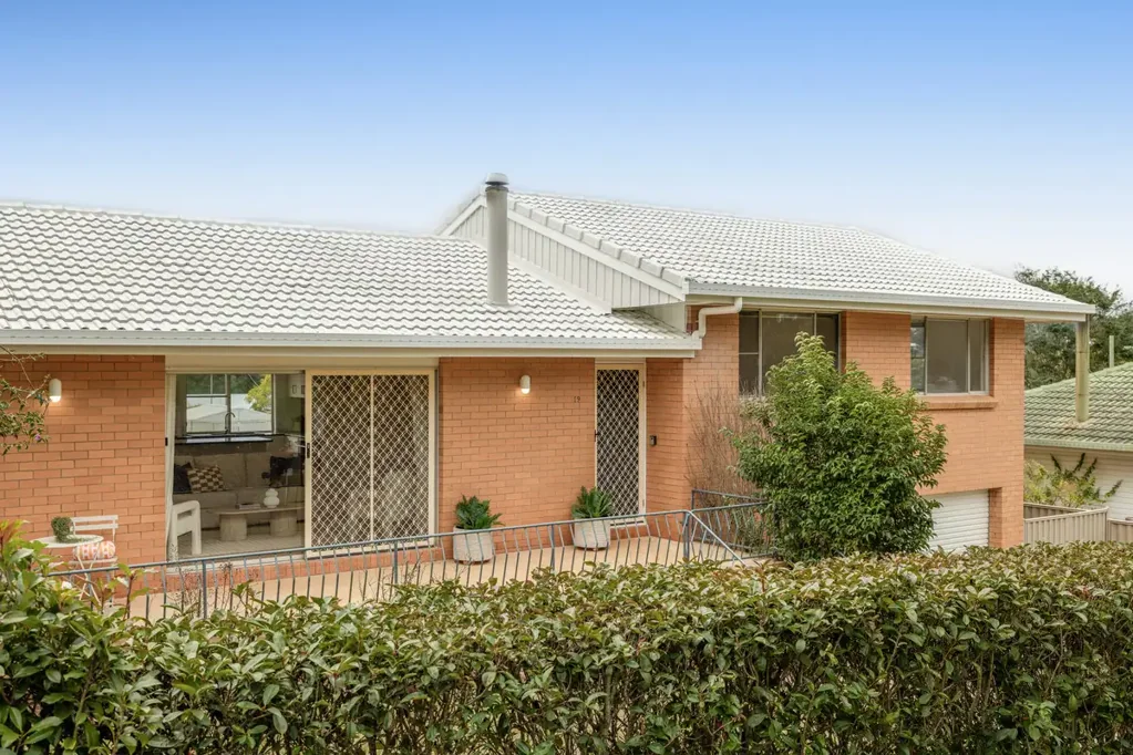 Centenary Heights 3 Slaapkamer Parkside Living in a Sought-After Location