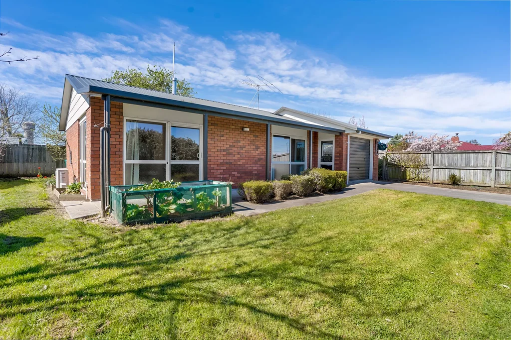 Winton 2Kwarto Great townhouse, greater potential