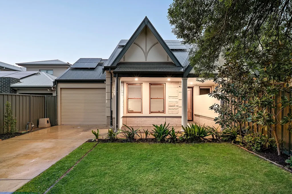 Trinity Gardens 4 Slaapkamer Designer Family Living in One of Trinity Gardens’ Finest Avenues