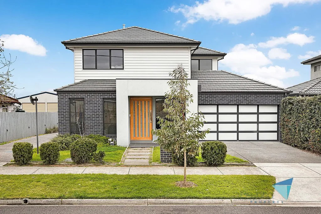 Airport West 4 Bedroom Designer Living with Space, Style & Everyday Convenience