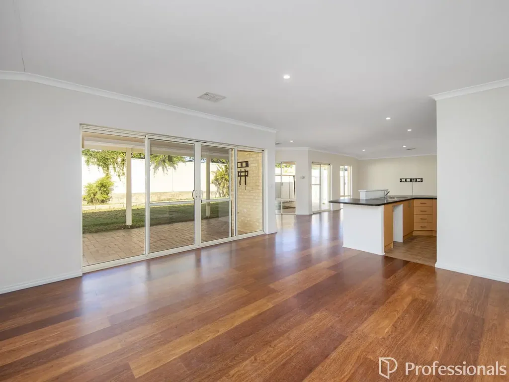 Seville Grove 4chambre Large Family Home