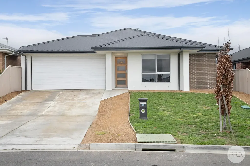 Winter Valley 3房  Modern Family Living with Exceptional Indoor-Outdoor Entertainin