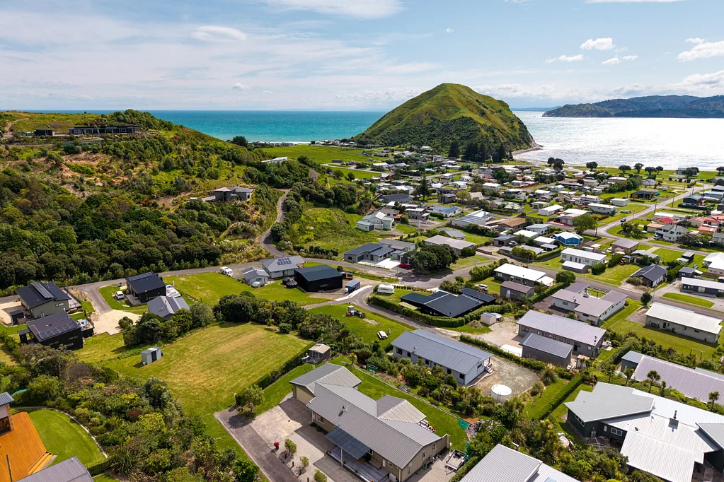 Mahia Unreal views, unbeatable location!