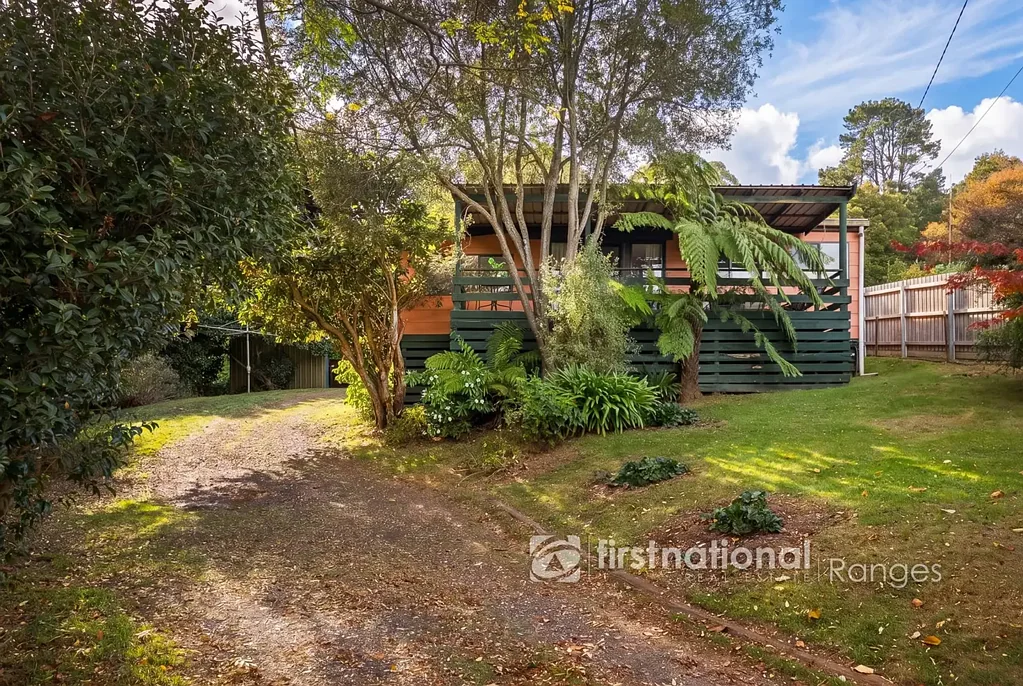 8 Paradise Grove, Emerald, VIC 3782