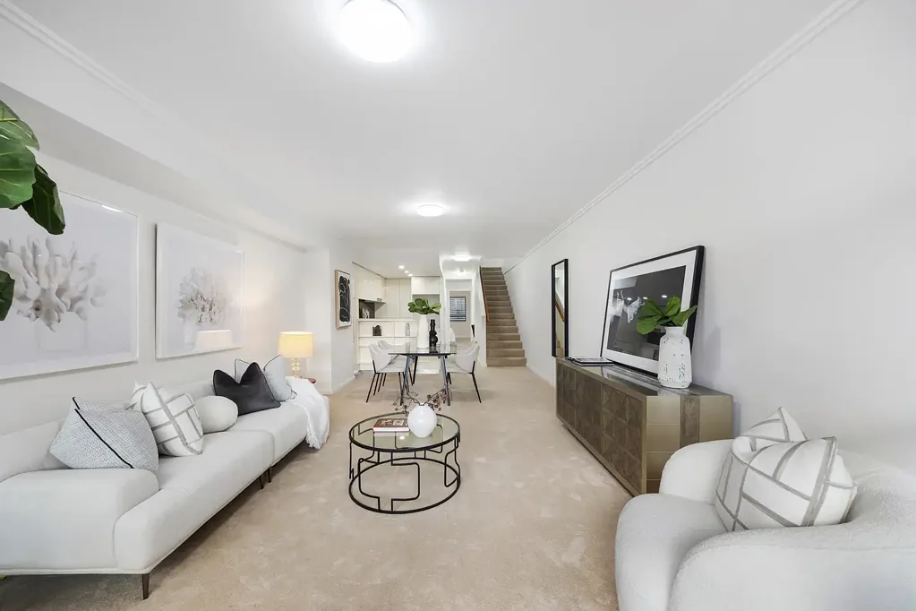 Ultimo 2房  Stylish Dual‑Level Apartment in a Prime City Fringe Setting
