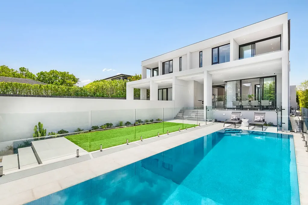 97a Tennyson Road, Tennyson Point, NSW 2111