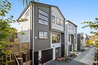 4F Meadowvale Avenue, Forrest Hill, North Shore City