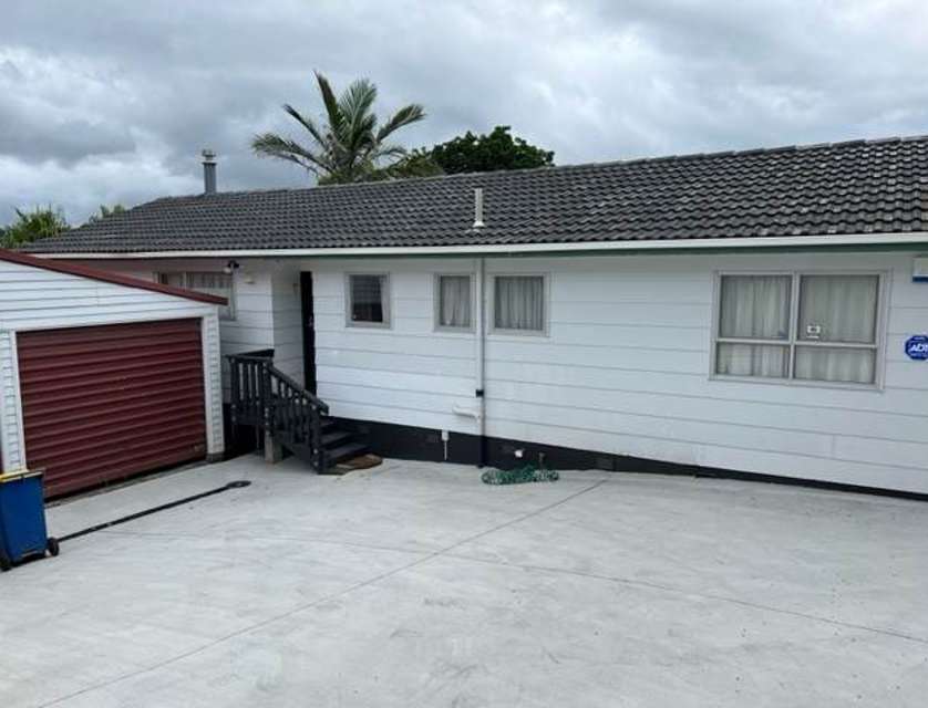 45 Redwood Drive, Massey, Waitakere City, Auckland, 3房, 1浴, 整租独立别墅