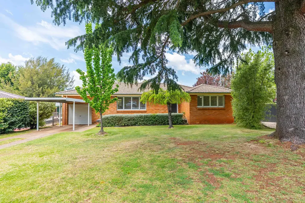7 Regency Place, Orange, NSW 2800