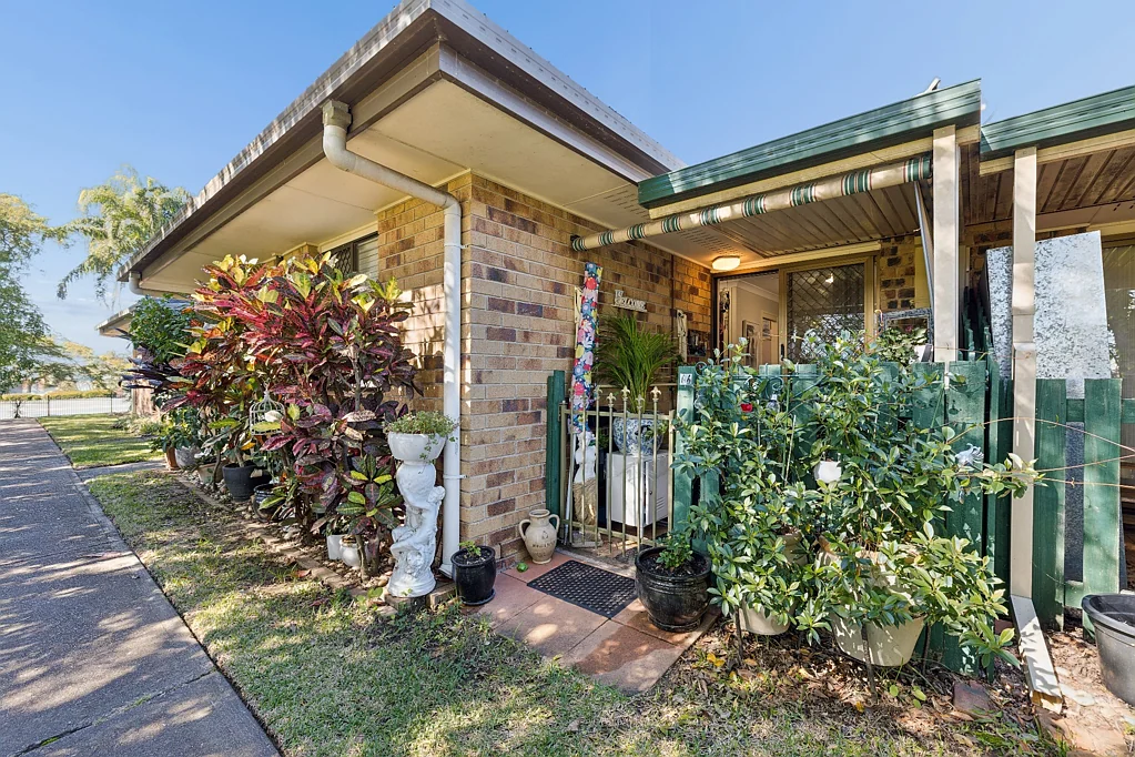 Wynnum West 1chambre Low-Maintenance Living in a Prime Bayside Location