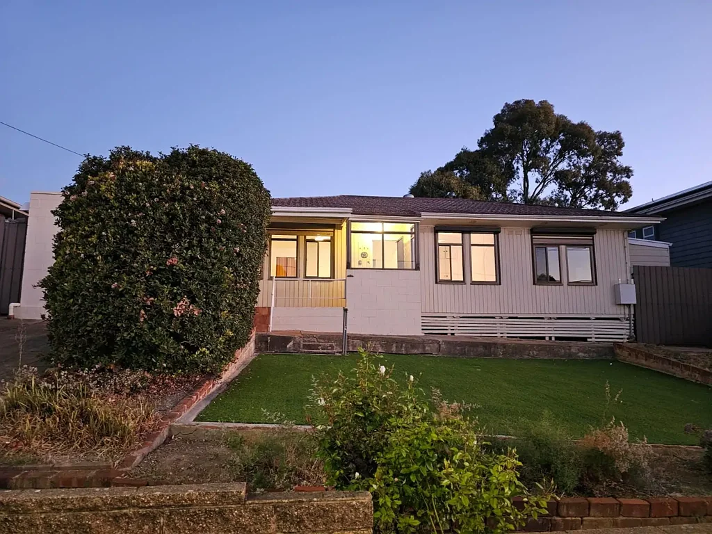 Three bedrooms family home for rent at Clearview