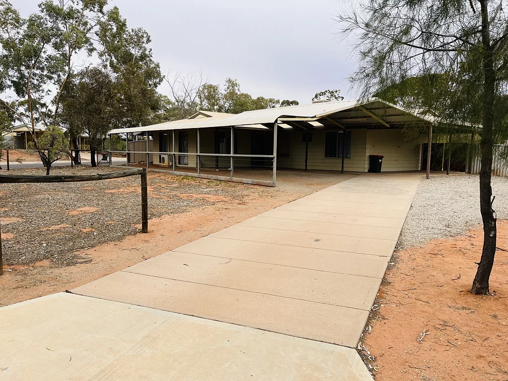 2 Wangianna St, Roxby Downs, SA 5725