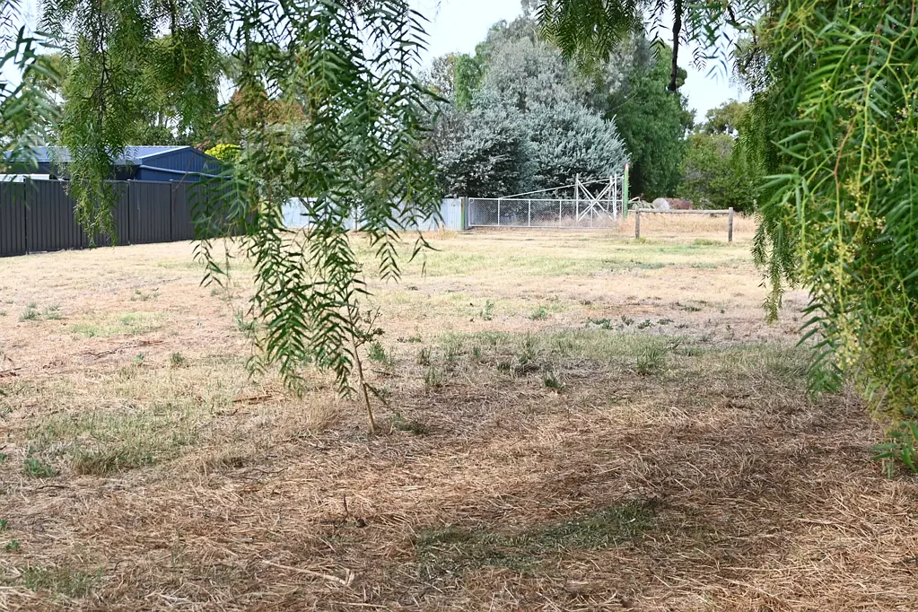 Inglewood Reduced & Priced to Sell!