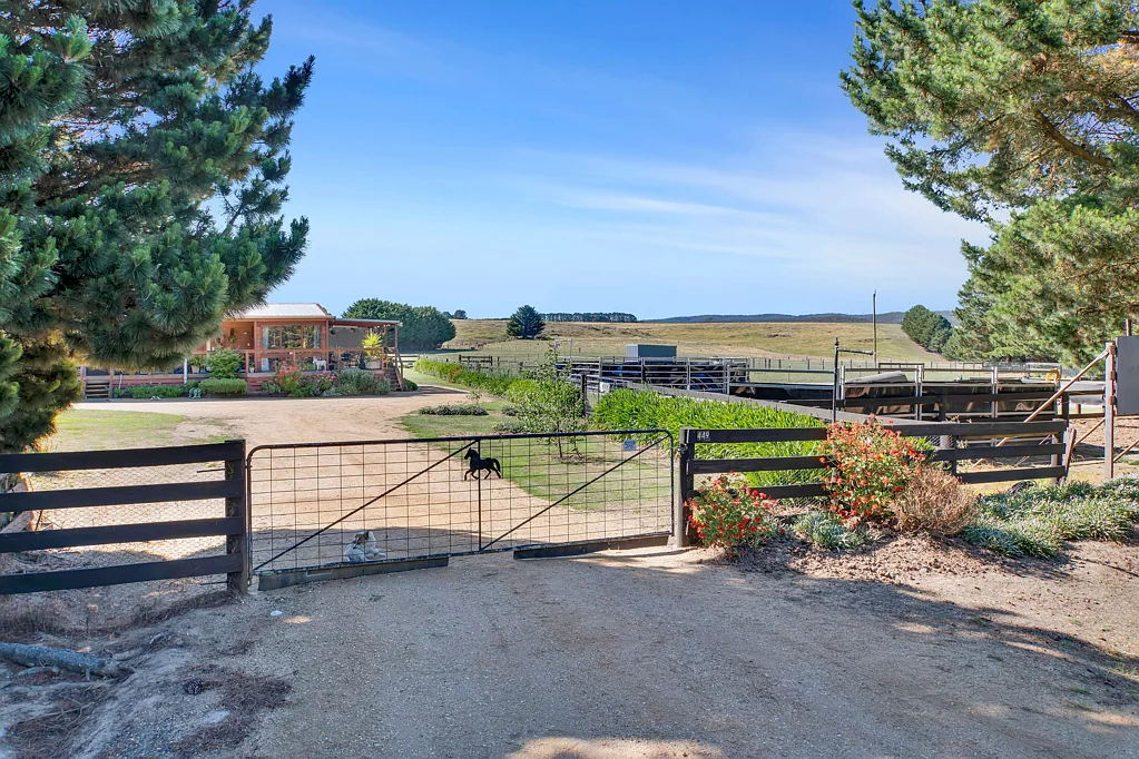 449 Ballan-Greendale Road, Ballan, VIC 3342