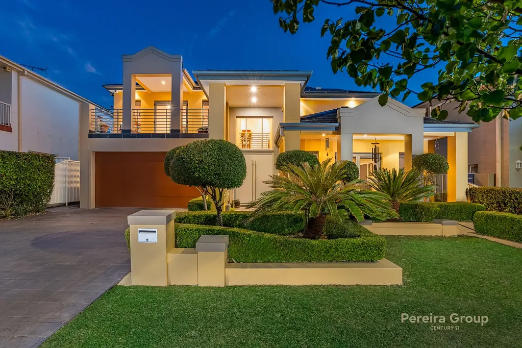 43 Hickson Circuit, Harrington Park, NSW 2567