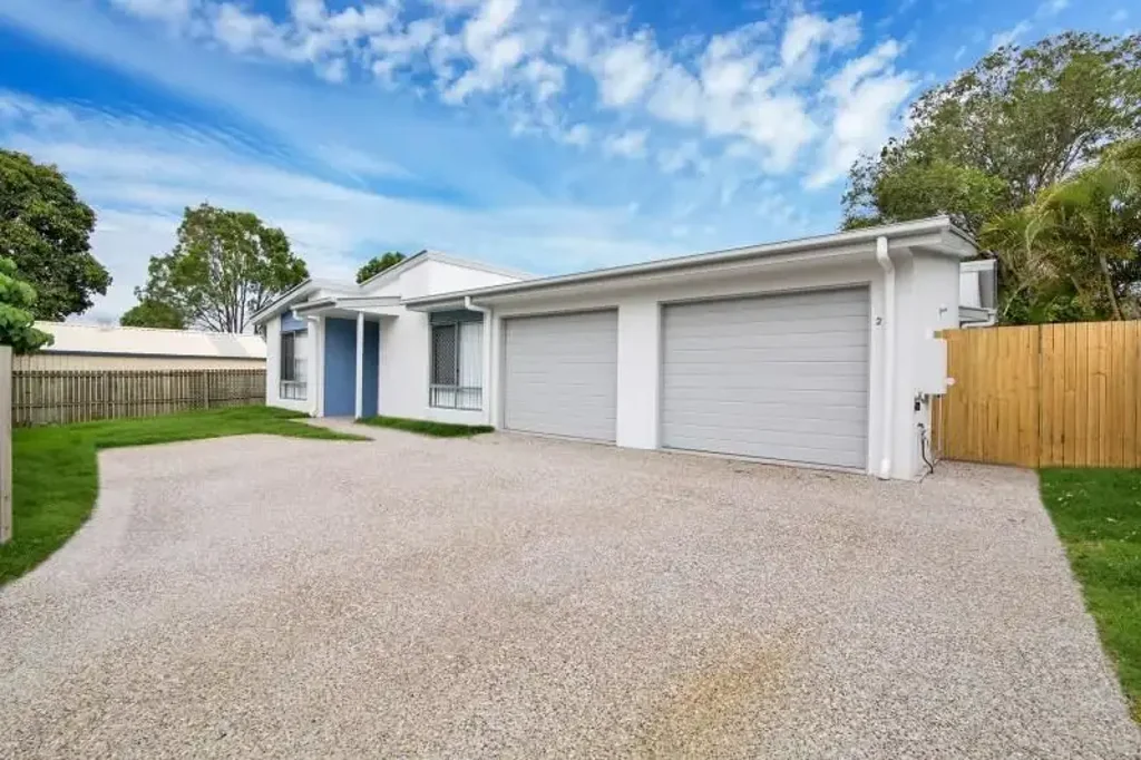 Cozy & Low Maintenance Duplex!