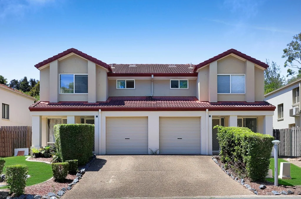 19/74 Universal Street, Pacific Pines, QLD 4211